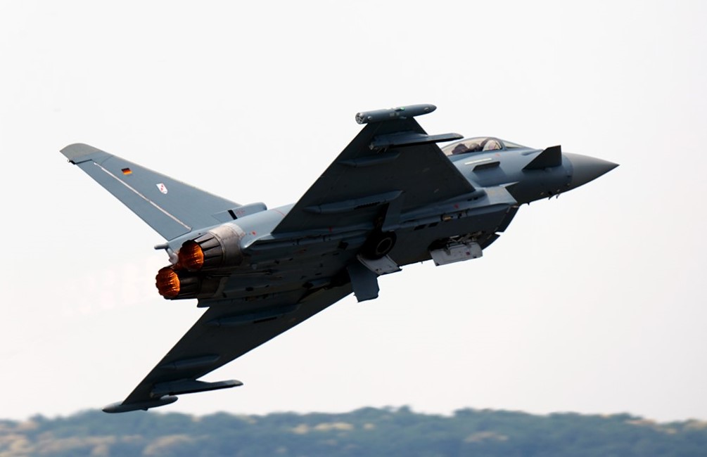 „Paris Air Show 2025“: „Eurofighter“ generalinis direktorius sako