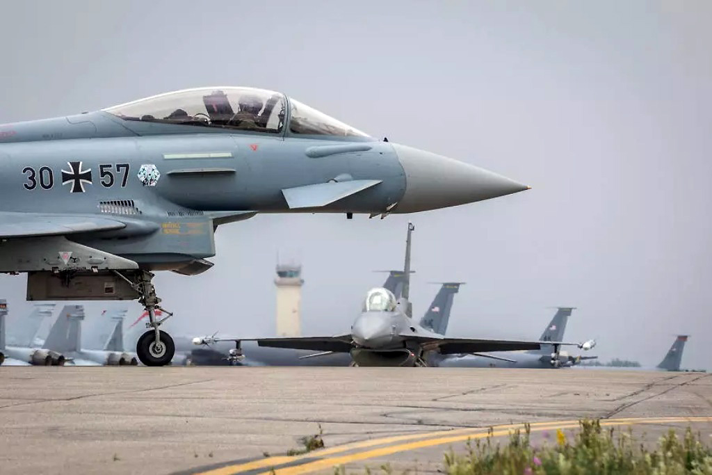 Vokietija užsakė 20 naujų „Eurofighters“, kad sustiprintų pranašumą ore