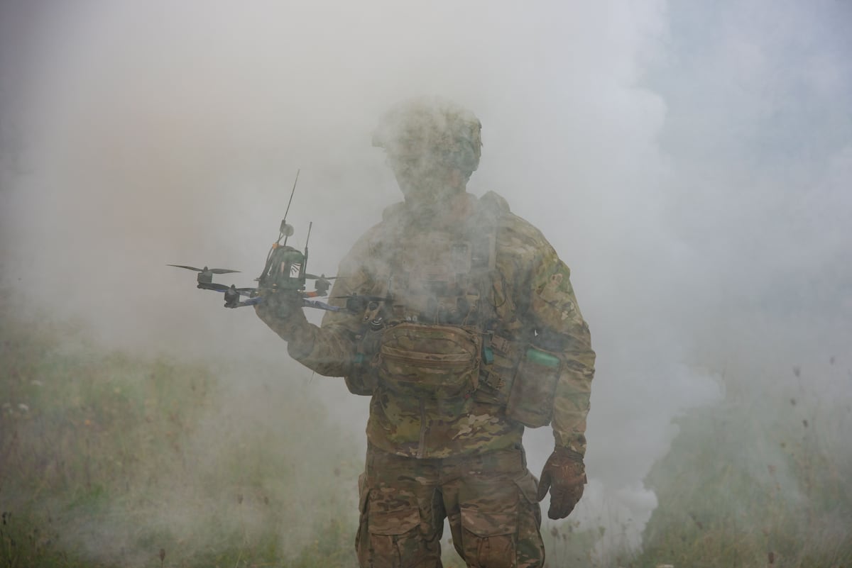 Armija siekia per ateinančius 2–3 metus išleisti 1 milijoną dronų