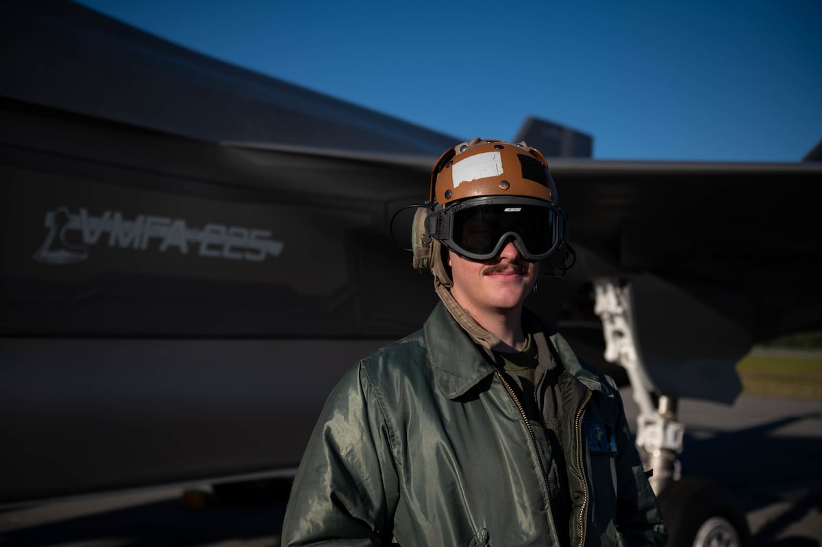 Oro pajėgos priima naujus priežiūros standartus, kad atitiktų Hegsetho viziją