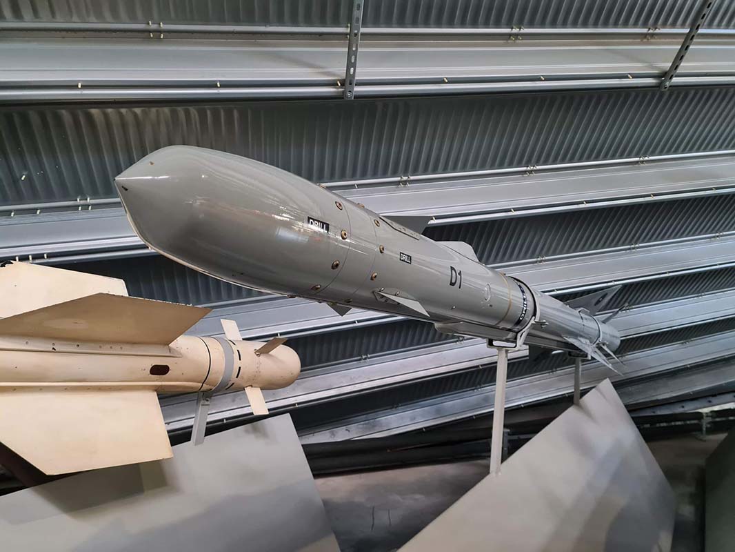 Stratus symbol – European Security & Defence