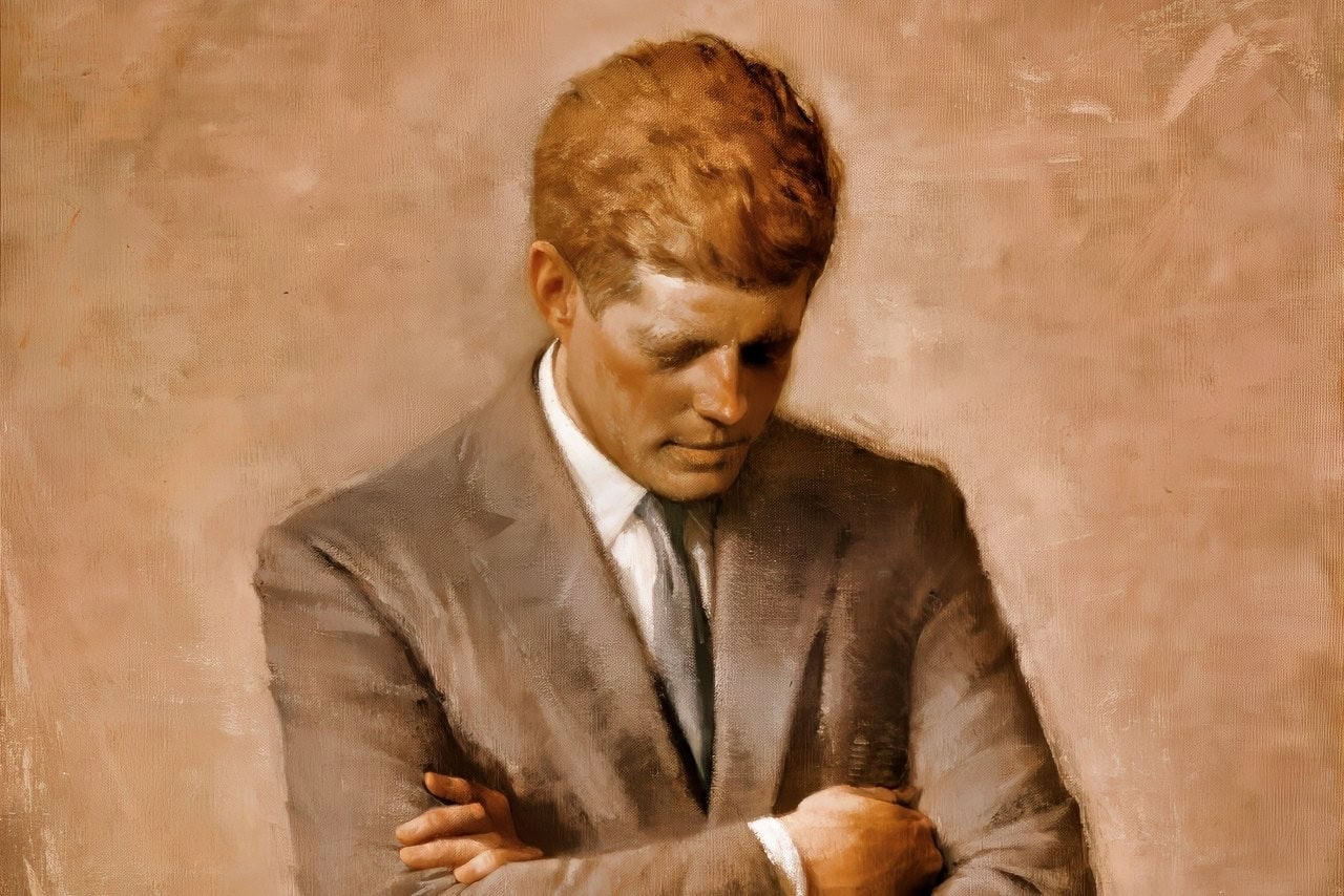 Dienos karinė citata John F. Kennedy: „Žmonija turi padaryti galą karui – arba karas padarys galą žmonijai“