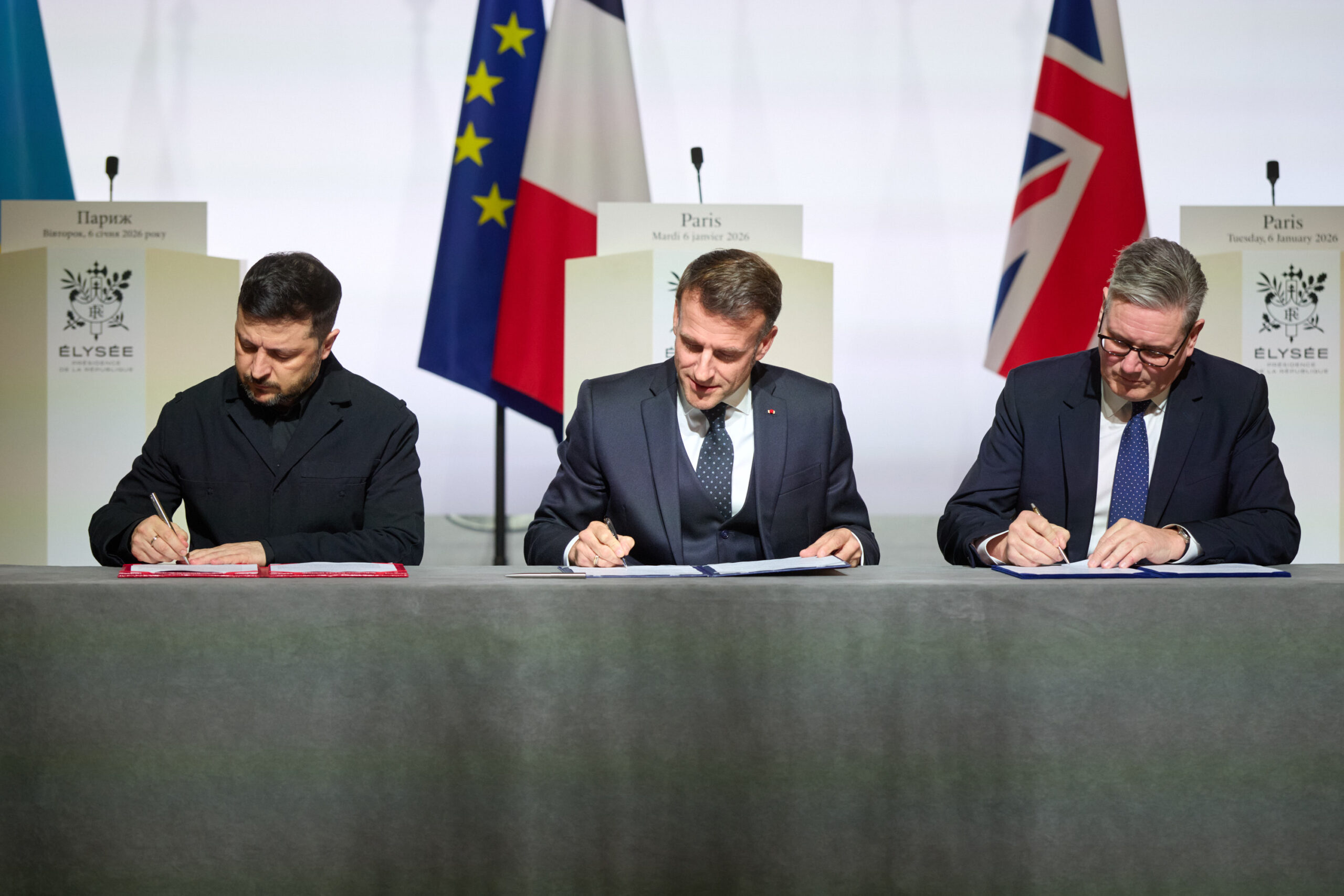 JK ir Prancūzijos įsipareigojimas prižiūrėti taikos susitarimą Ukrainoje Zelenskį kol kas pasiekia tik