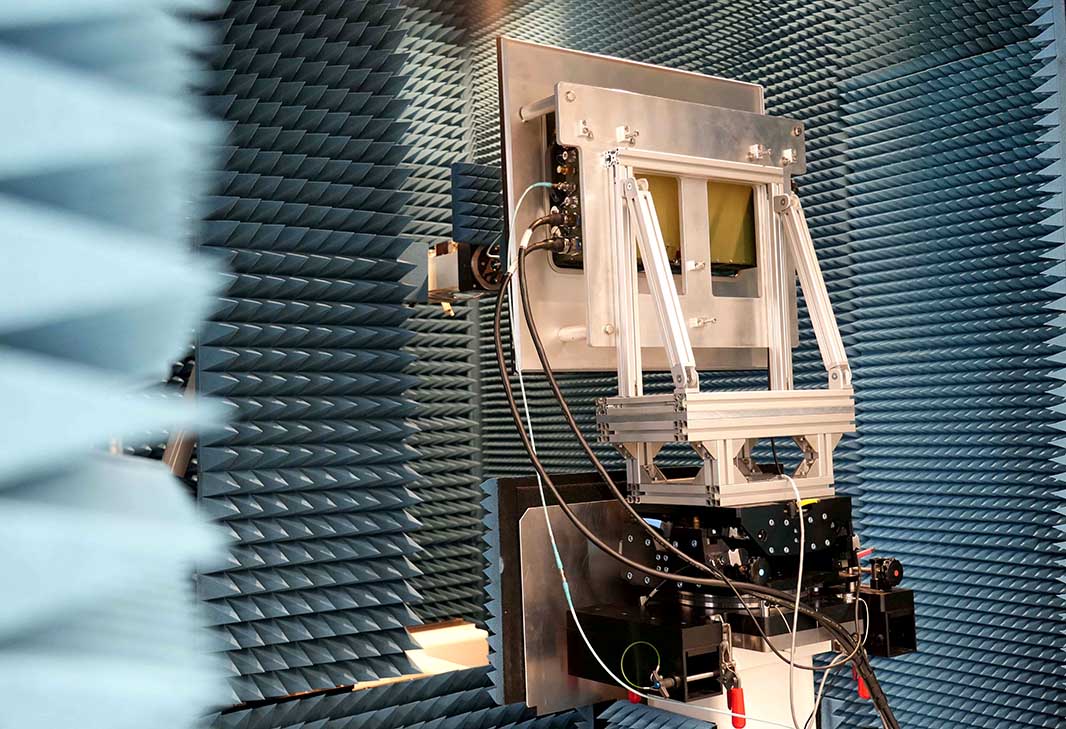 HENSOLDT stiprina radarų gamybos tiekimo grandinę