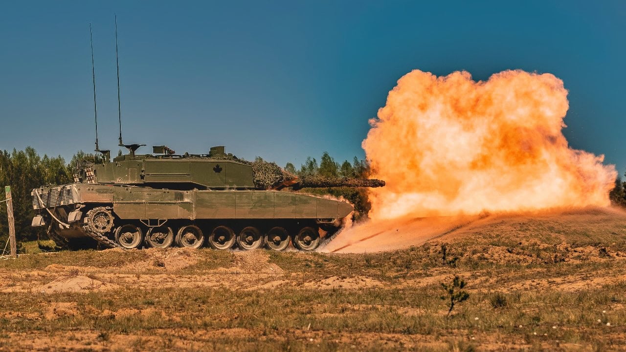 „Leopard 2“ nesėkmė: kodėl geriausias pasaulyje tankas smarkiai krenta Ukrainoje