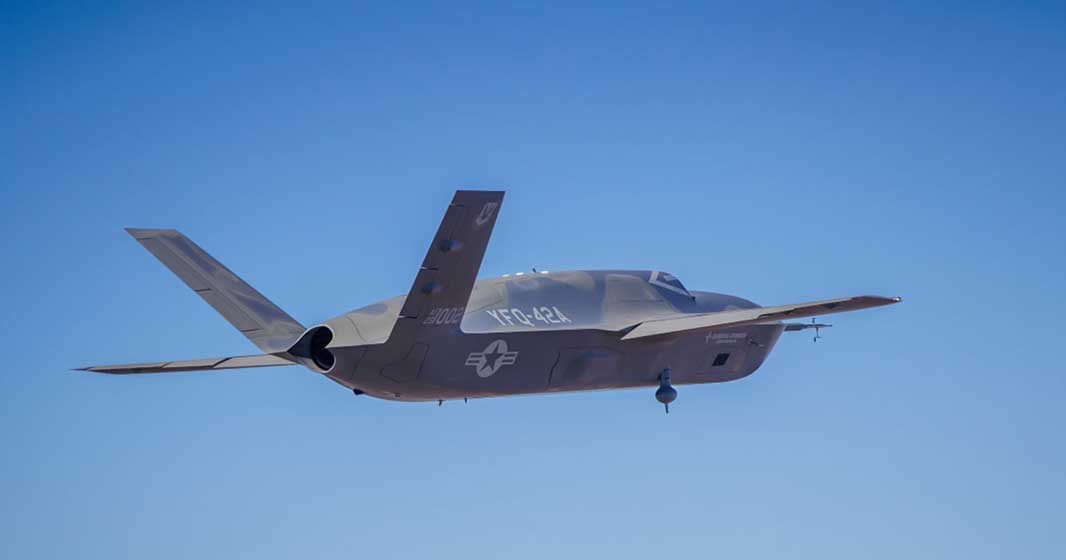 YFQ-42A GRĄŽIA PRIE SKRYDŽIO BANDYMO
